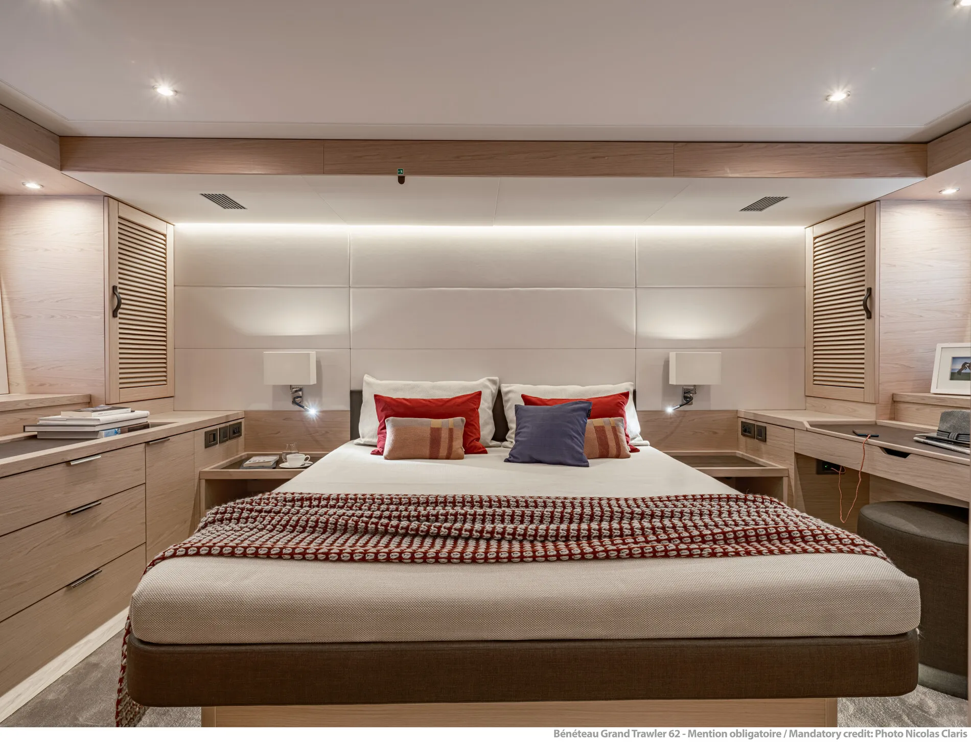 New 2027 Beneteau Grand Trawler 62 for Sale | Vancouver, BC | M&P Yacht Centre | 68e42e7ece8a6771950216fd