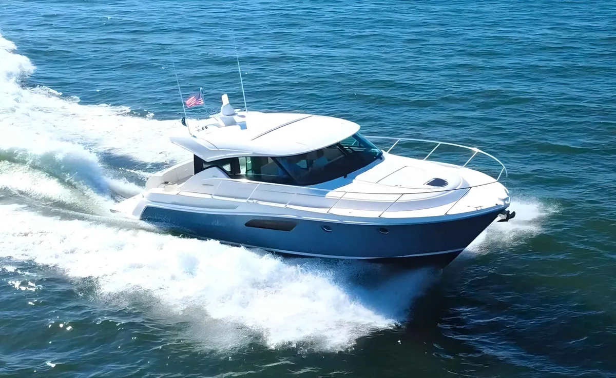 2018 Tiara Yachts C44 COUPE