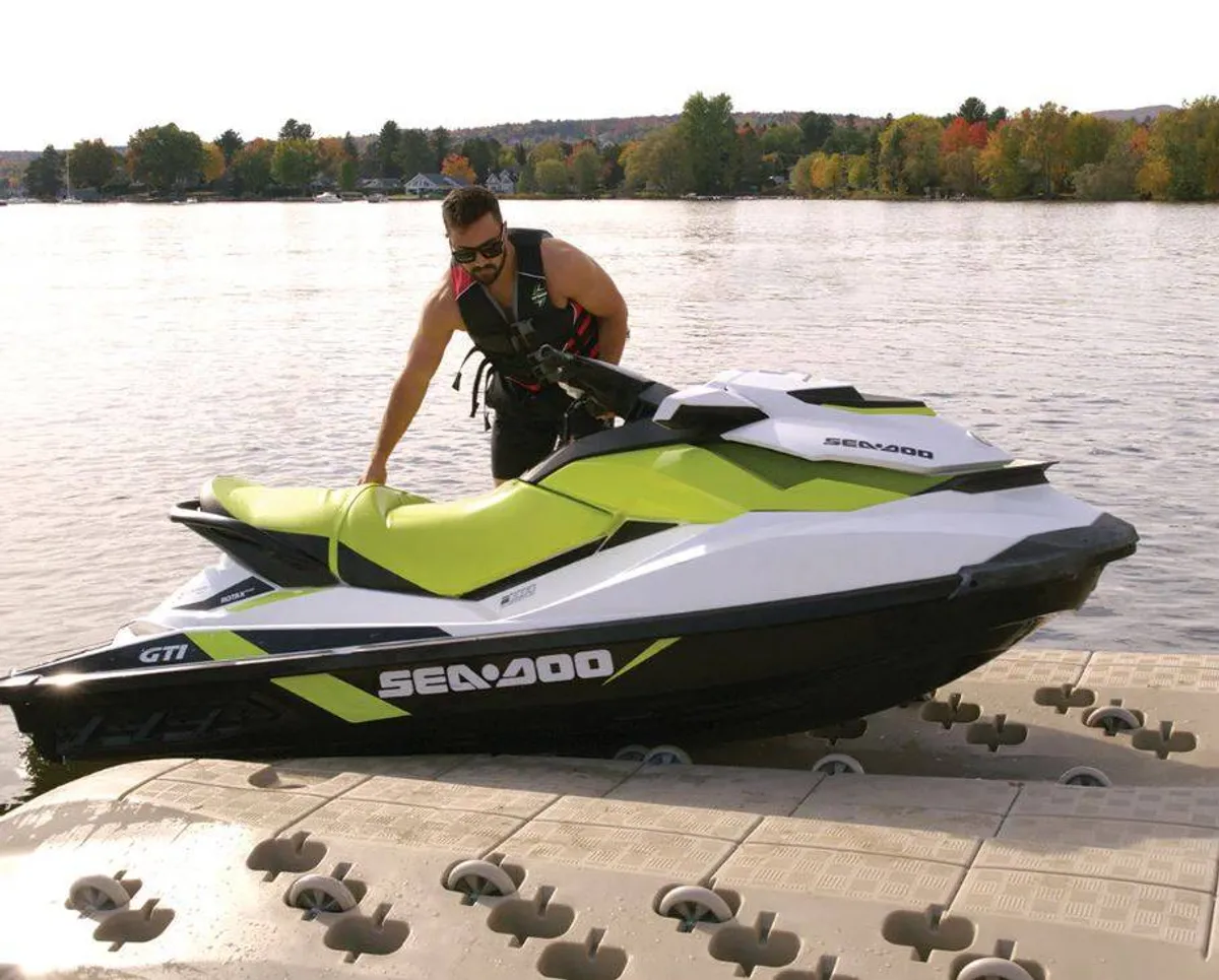 dummy-boat-img