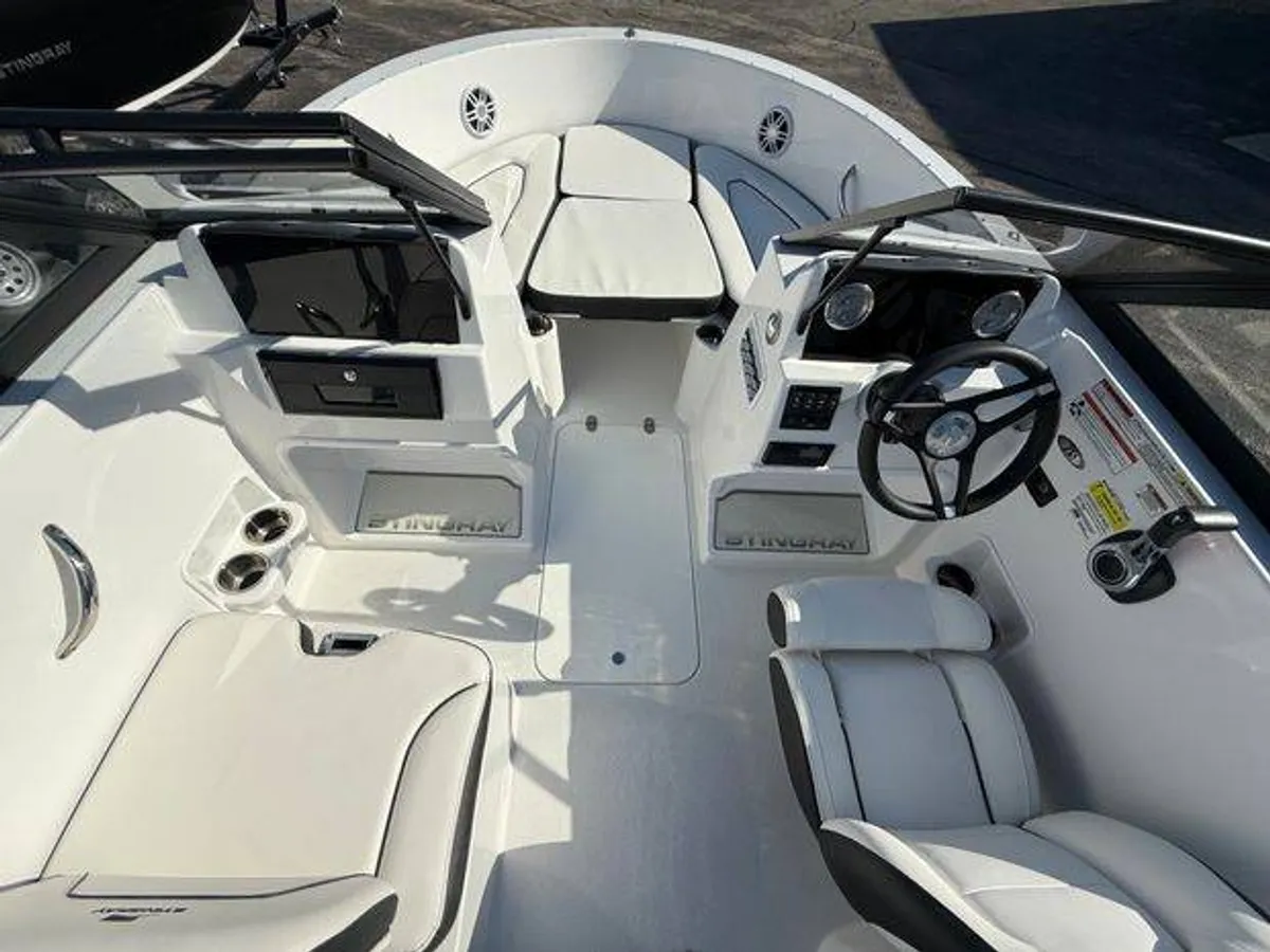 dummy-boat-img