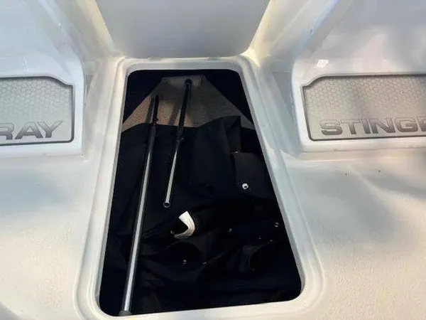 Stingray 172DC Full W/S 2025-11
