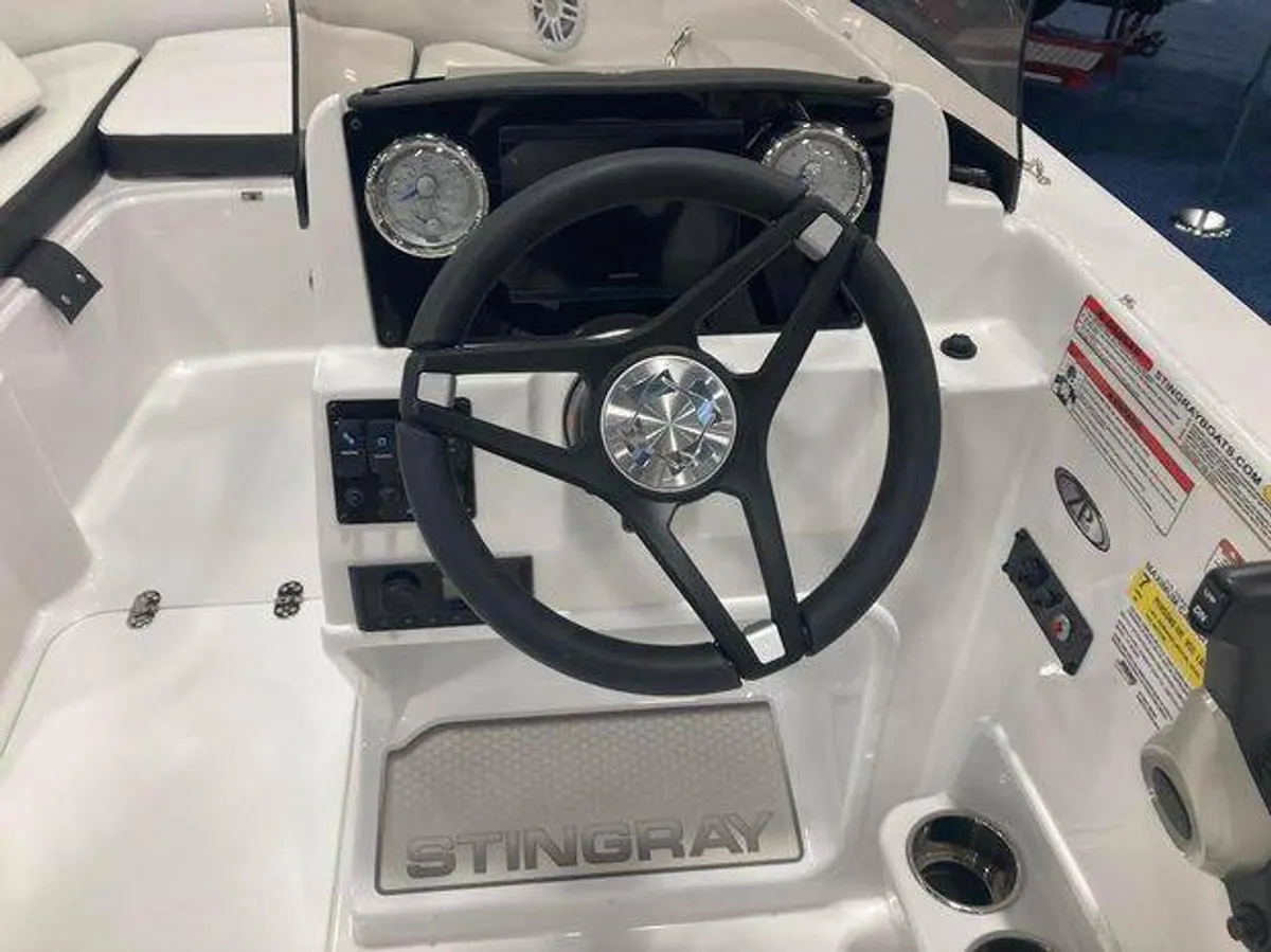 dummy-boat-img