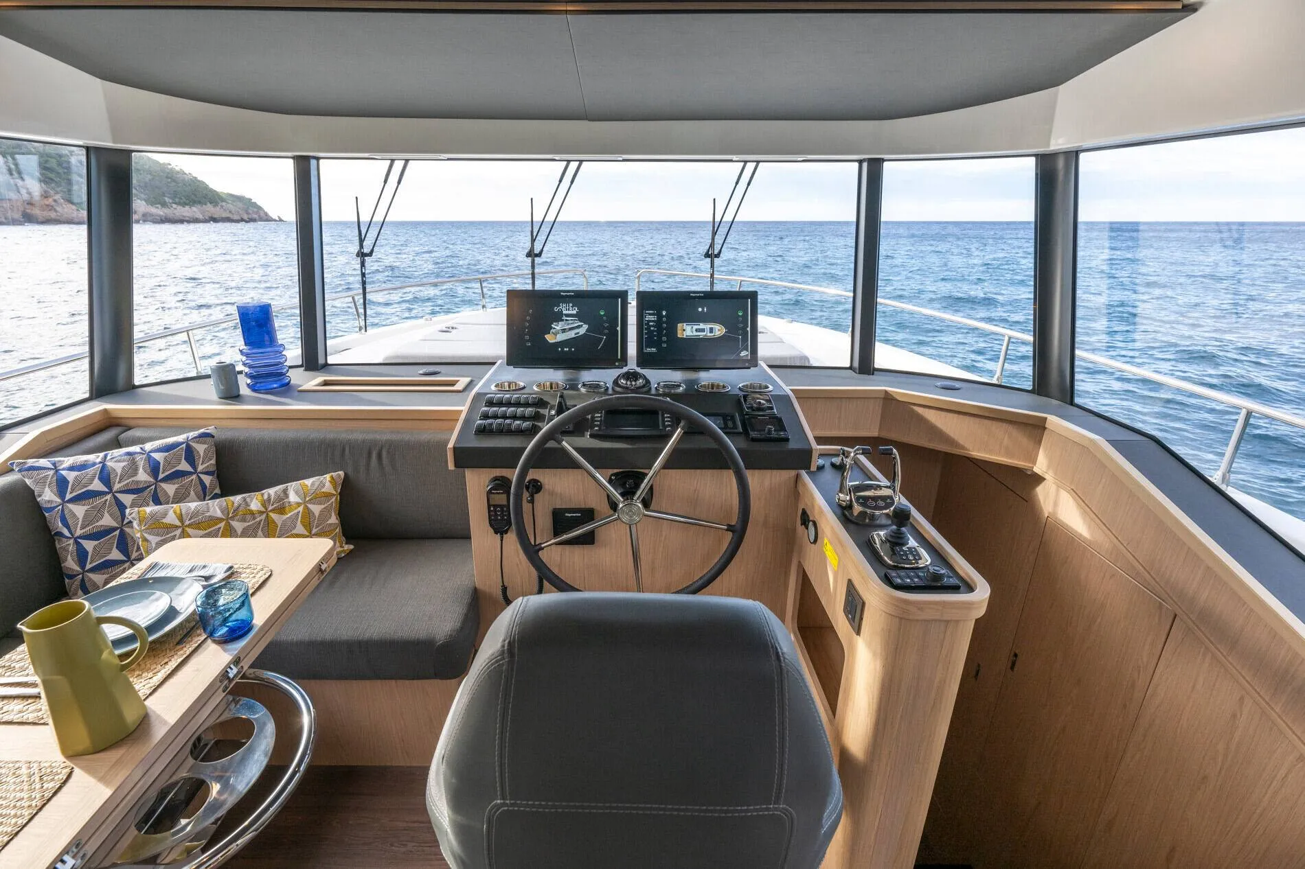 New 2027 Beneteau Swift Trawler 54 for Sale | Vancouver, BC | M&P Yacht Centre | 68eeb2d30d1bd9aea40800f4