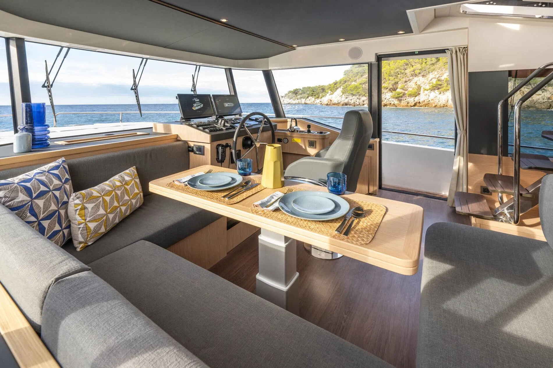 New 2027 Beneteau Swift Trawler 54 for Sale | Vancouver, BC | M&P Yacht Centre | 68eeb2d30d1bd9aea40800f4