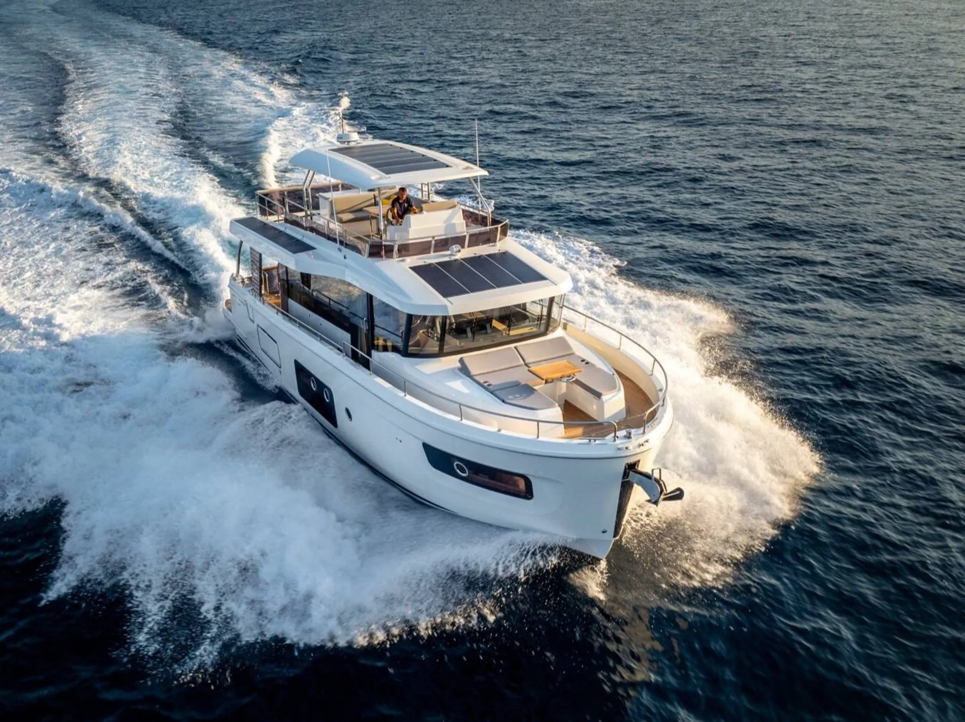 New 2027 Beneteau Swift Trawler 54 for Sale | Vancouver, BC | M&P Yacht Centre | 68eeb2d30d1bd9aea40800f4
