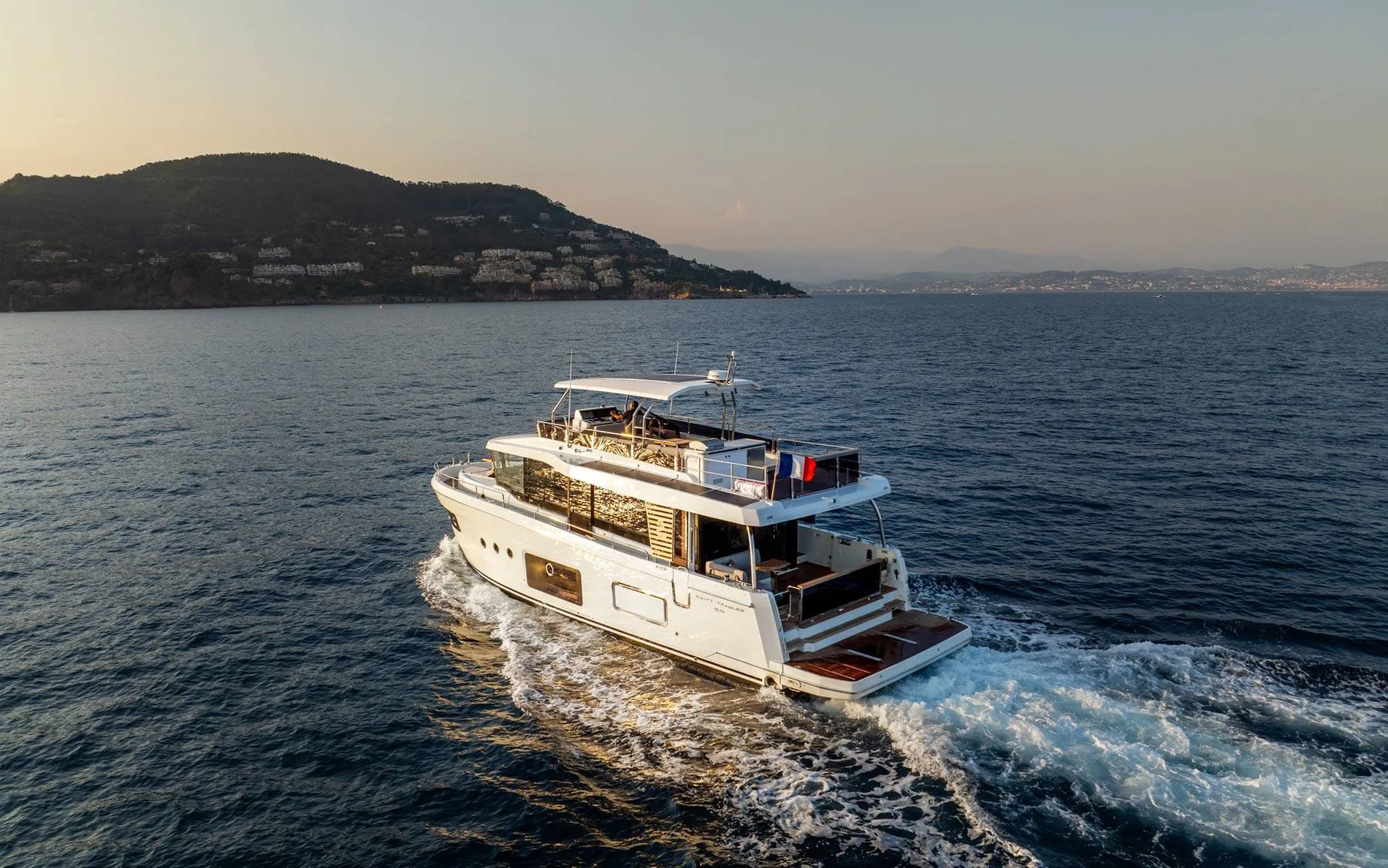 New 2027 Beneteau Swift Trawler 54 for Sale | Vancouver, BC | M&P Yacht Centre | 68eeb2d30d1bd9aea40800f4