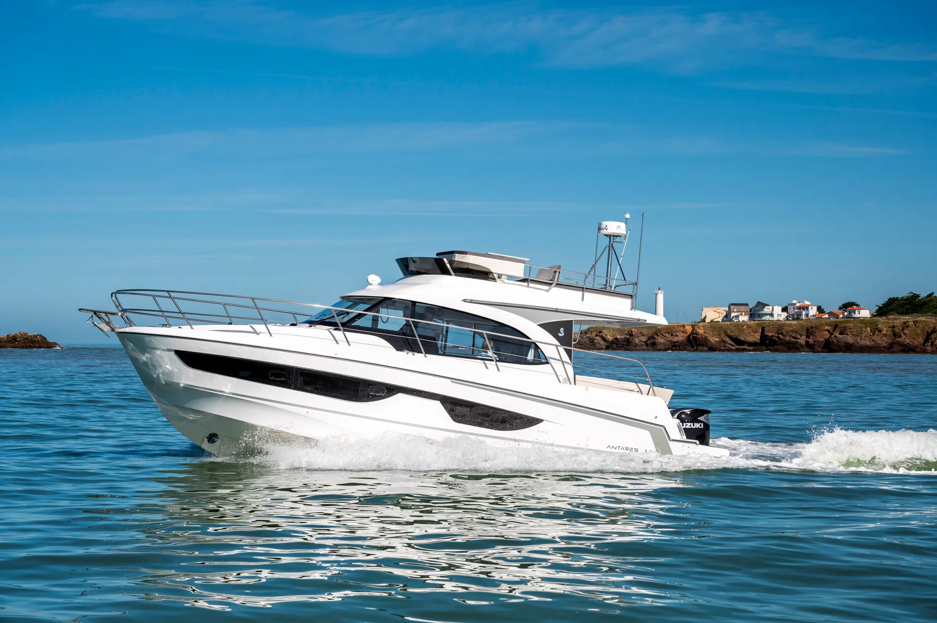 New 2027 Beneteau Antares 11 Fly for Sale | Vancouver, BC | M&P Yacht Centre | 68eeb92eadcb6271450c96c6