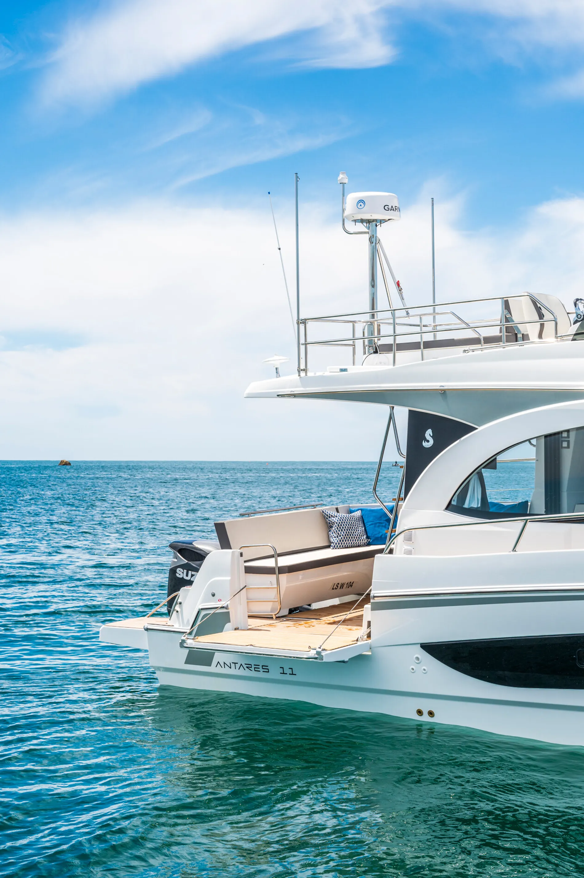 New 2027 Beneteau Antares 11 Fly for Sale | Vancouver, BC | M&P Yacht Centre | 68eeb92eadcb6271450c96c6