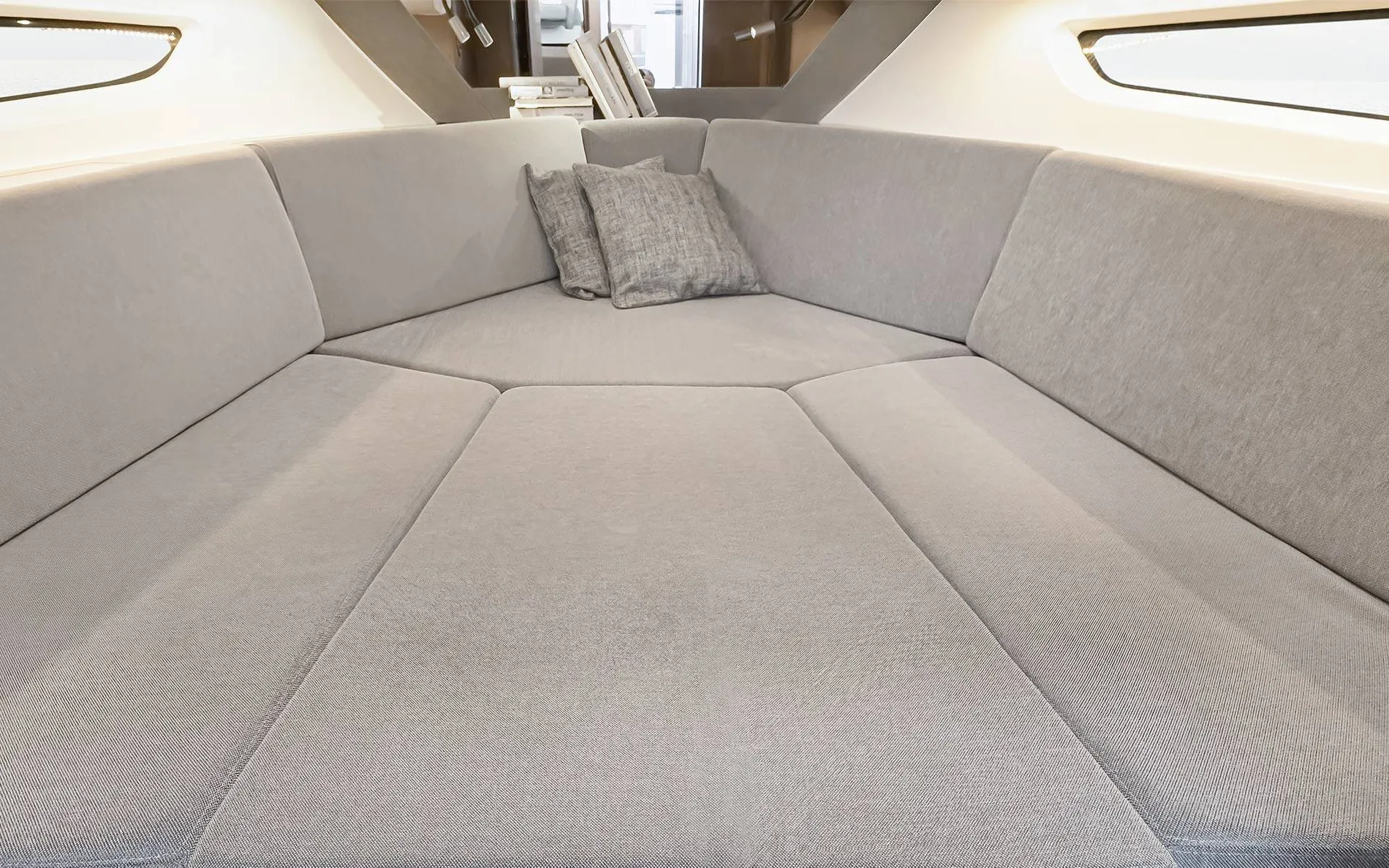 New 2027 Beneteau Flyer 10 Sport Top for Sale | Vancouver, BC | M&P Yacht Centre | 68f0074054d19552970a8c67
