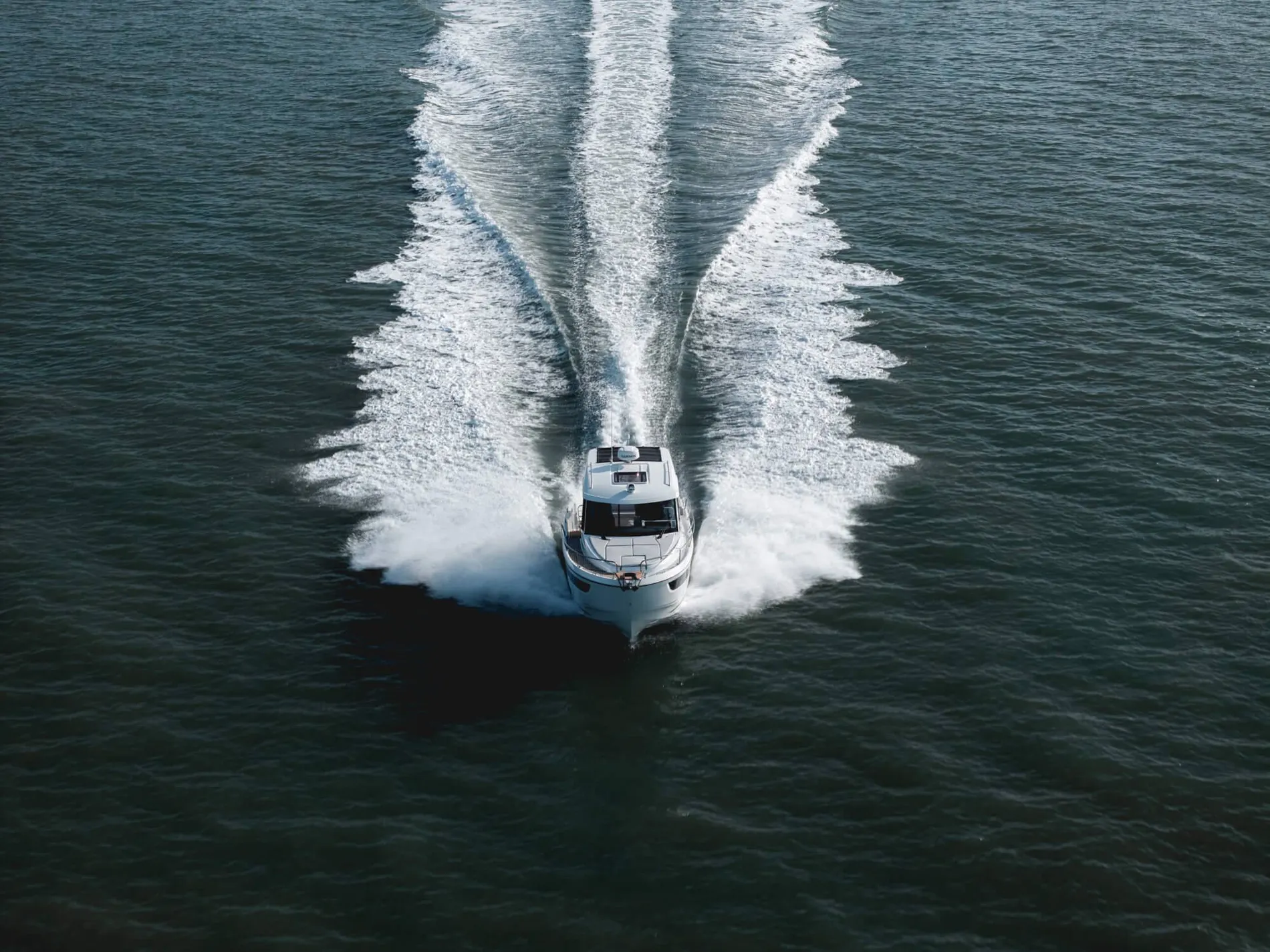 New 2027 Beneteau Antares 9 for Sale | Vancouver, BC | M&P Yacht Centre | 68f007bd1745f47b3a02fa3f