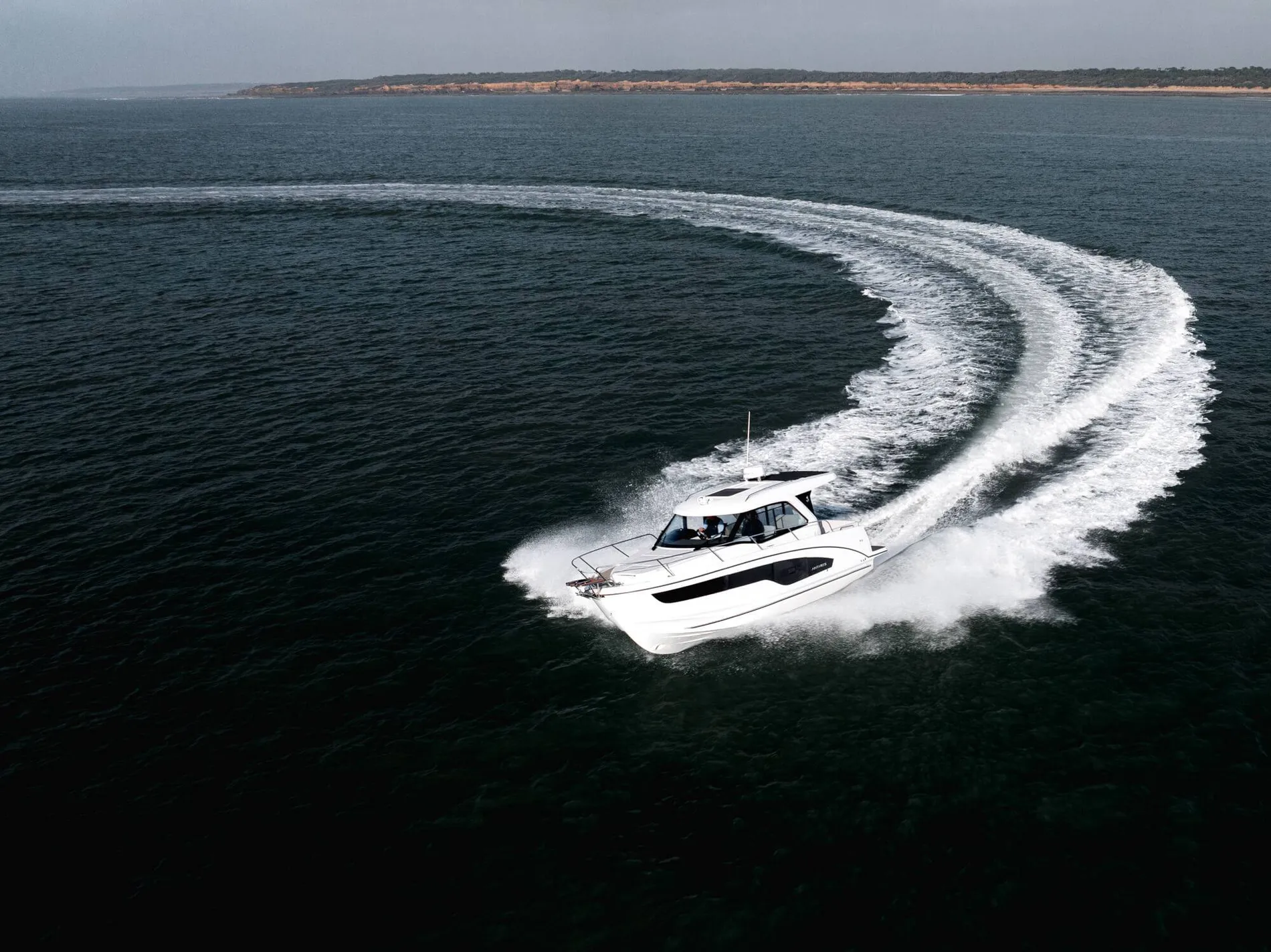 New 2027 Beneteau Antares 9 for Sale | Vancouver, BC | M&P Yacht Centre | 68f007bd1745f47b3a02fa3f