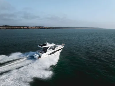 New 2027 Beneteau Antares 9 for Sale | Vancouver, BC | M&P Yacht Centre | 68f007bd1745f47b3a02fa3f