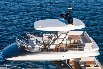 New 2027 Prestige F4.9 for Sale | Vancouver, BC | M&P Yacht Centre | 68f18417ebd120c4b7045e5a