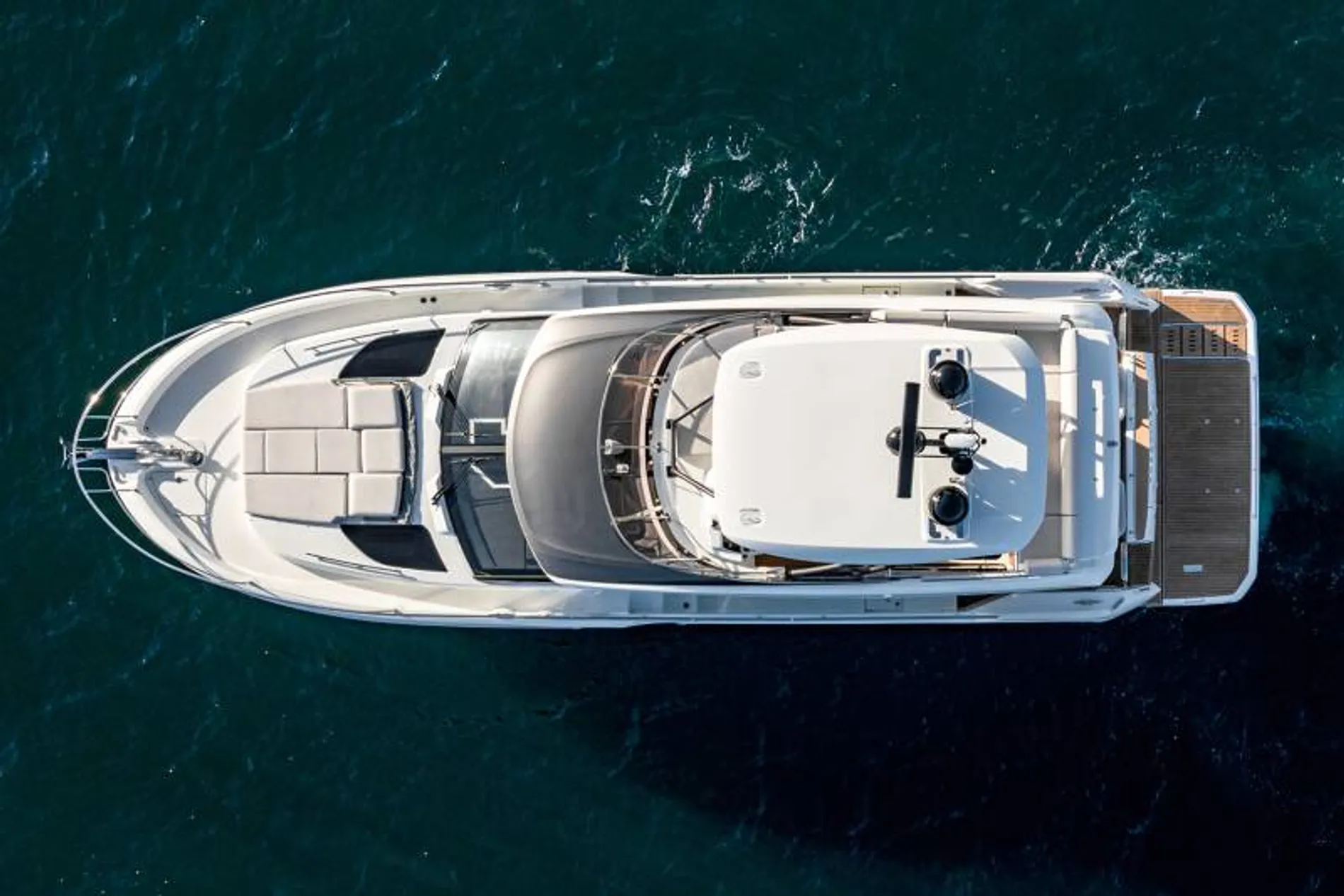 New 2027 Prestige F4.9 for Sale | Vancouver, BC | M&P Yacht Centre | 68f18417ebd120c4b7045e5a