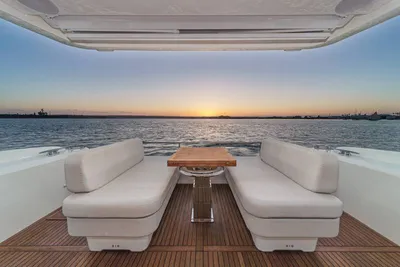 New 2027 Prestige F4.9 for Sale | Vancouver, BC | M&P Yacht Centre | 68f18417ebd120c4b7045e5a