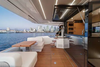 New 2027 Prestige F4.9 for Sale | Vancouver, BC | M&P Yacht Centre | 68f18417ebd120c4b7045e5a