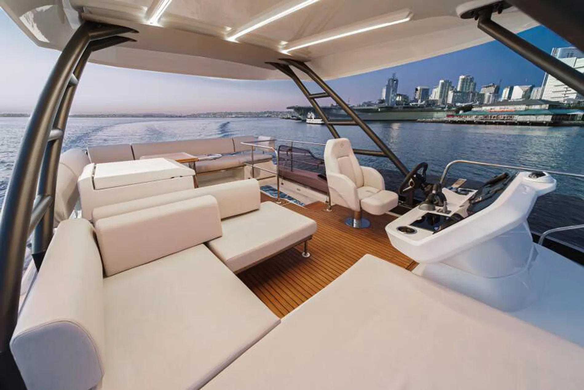New 2027 Prestige F4.9 for Sale | Vancouver, BC | M&P Yacht Centre | 68f18417ebd120c4b7045e5a