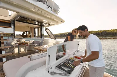 New 2027 Prestige F-LINE: F4.3 for Sale | Vancouver, BC | M&P Yacht Centre | 68f186d2fe8bf9d9b7099245