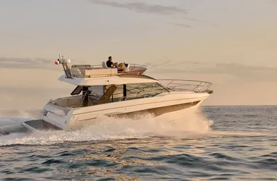 New 2027 Prestige F-LINE: F4.3 for Sale | Vancouver, BC | M&P Yacht Centre | 68f186d2fe8bf9d9b7099245