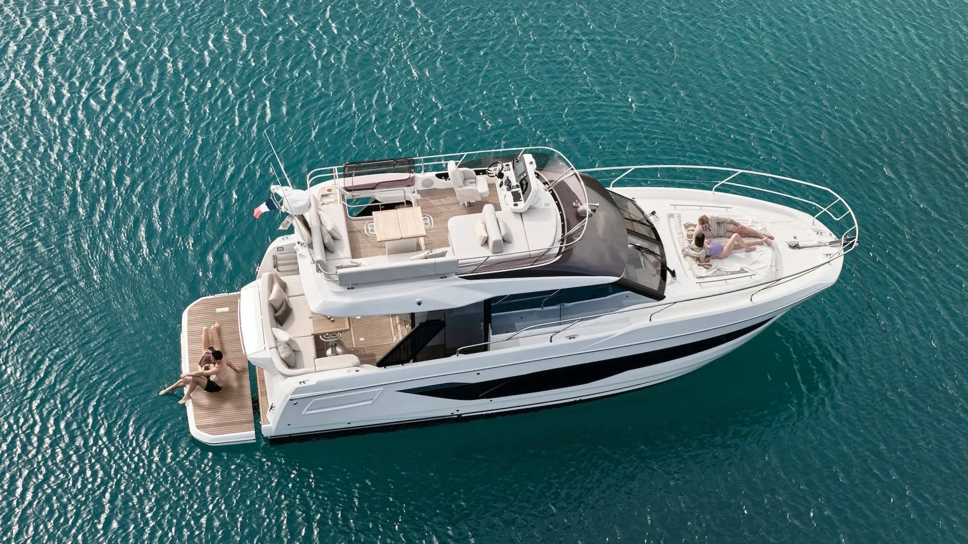 New 2027 Prestige F-LINE: F4.3 for Sale | Vancouver, BC | M&P Yacht Centre | 68f186d2fe8bf9d9b7099245