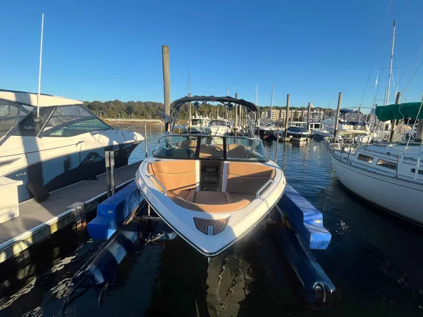 2021 Mastercraft XT21 detail image 1