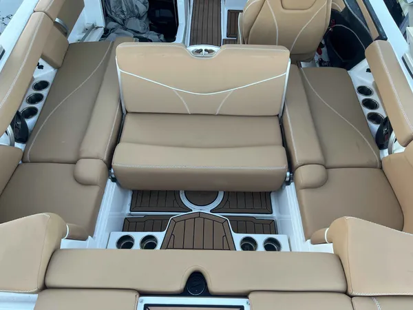 2021 Mastercraft XT21 detail image 11