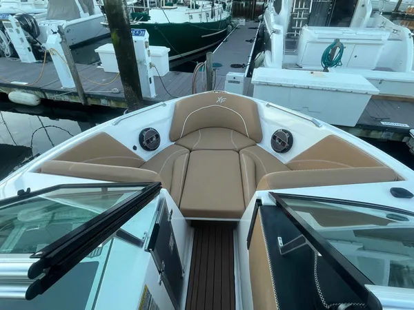 2021 Mastercraft XT21 detail image 23