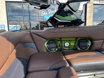 2026 Centurion Ri230-20