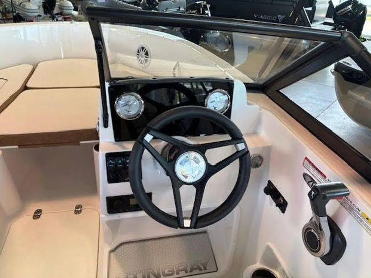 dummy-boat-img