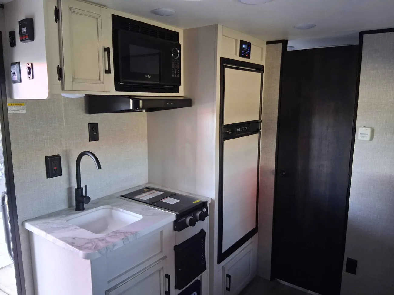   2022 Jayco Jay Flight Baja 183RB-9