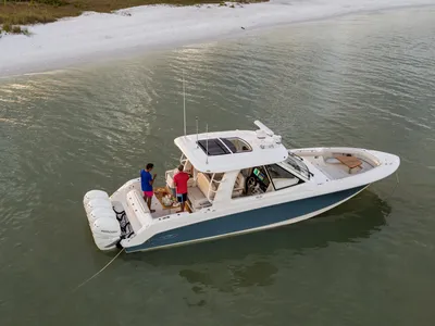 New 2027 Boston whaler 380 Realm for Sale | Vancouver, BC | M&P Yacht Centre | 68fd46596b47bb84de001960