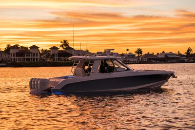 New 2027 Boston whaler 380 Realm for Sale | Vancouver, BC | M&P Yacht Centre | 68fd46596b47bb84de001960
