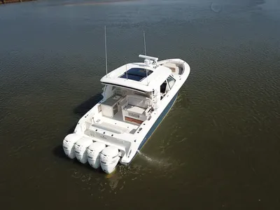 New 2027 Boston whaler 380 Realm for Sale | Vancouver, BC | M&P Yacht Centre | 68fd46596b47bb84de001960