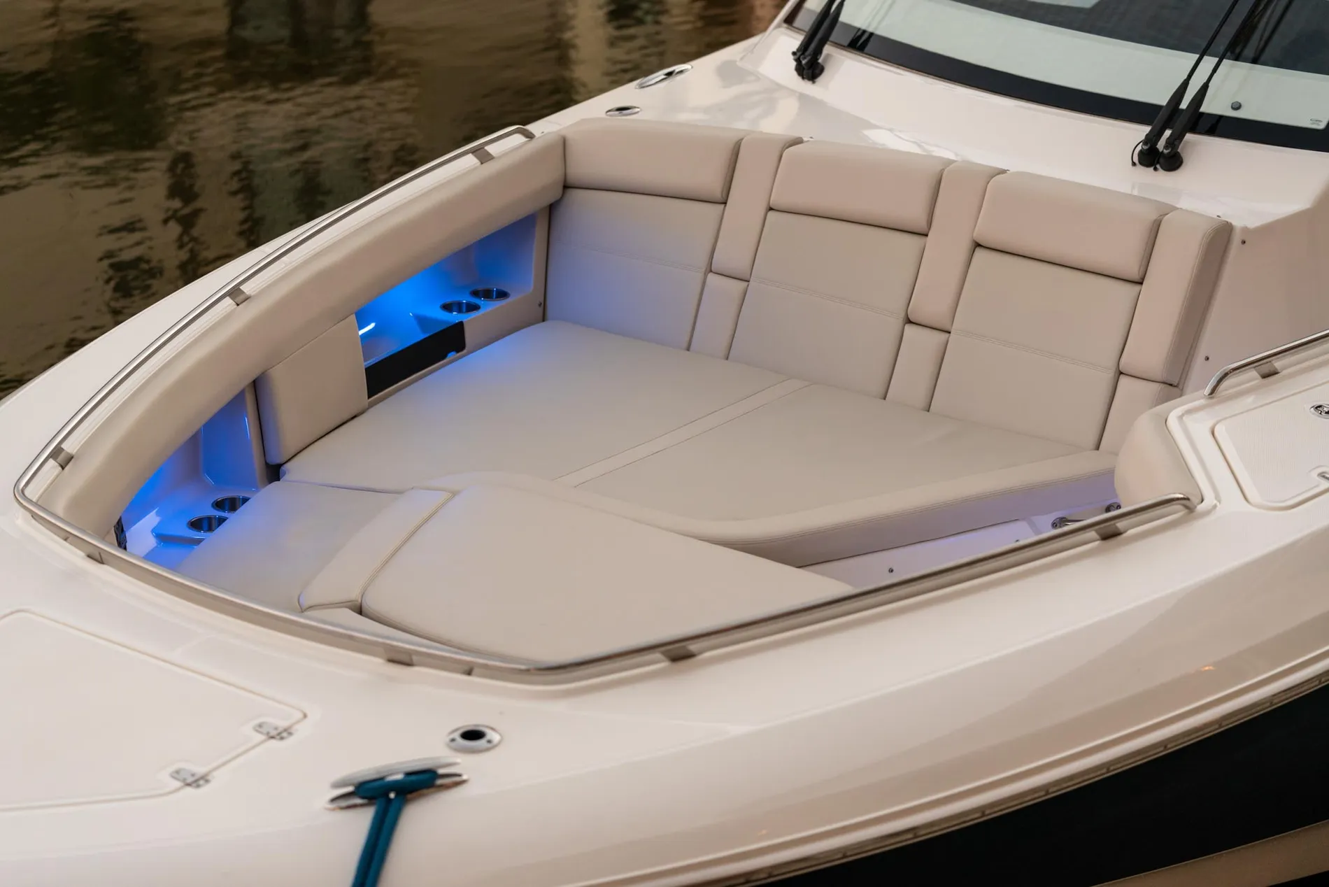 New 2027 Boston whaler 380 Realm for Sale | Vancouver, BC | M&P Yacht Centre | 68fd46596b47bb84de001960