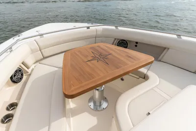 New 2027 Boston whaler 380 Realm for Sale | Vancouver, BC | M&P Yacht Centre | 68fd46596b47bb84de001960
