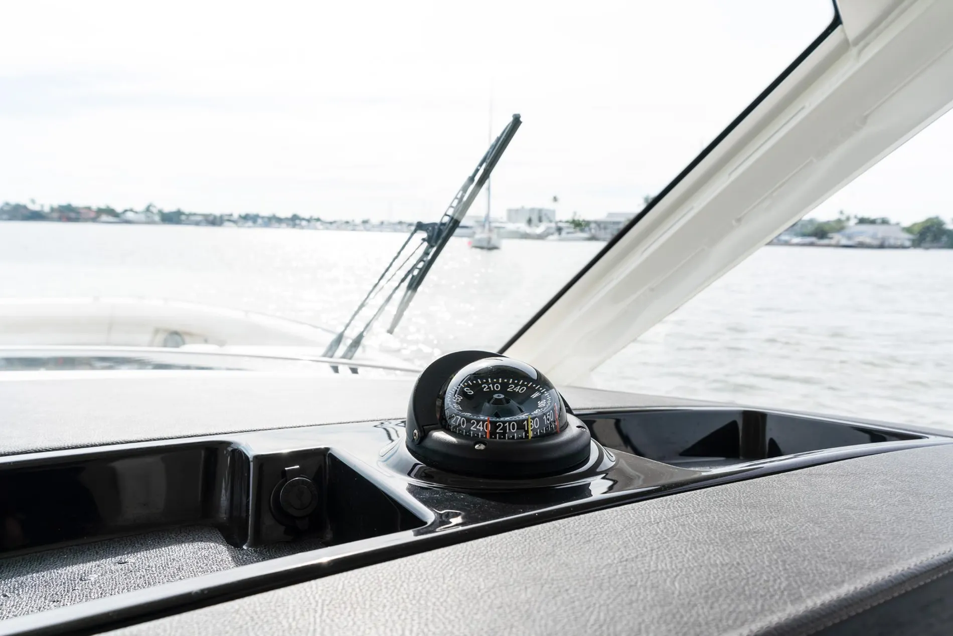 New 2027 Boston whaler 380 Realm for Sale | Vancouver, BC | M&P Yacht Centre | 68fd46596b47bb84de001960