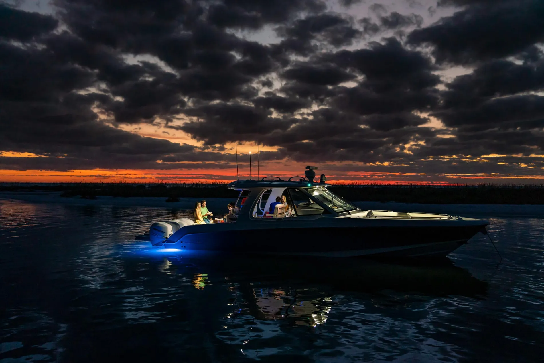 New 2027 Boston whaler 380 Realm for Sale | Vancouver, BC | M&P Yacht Centre | 68fd46596b47bb84de001960