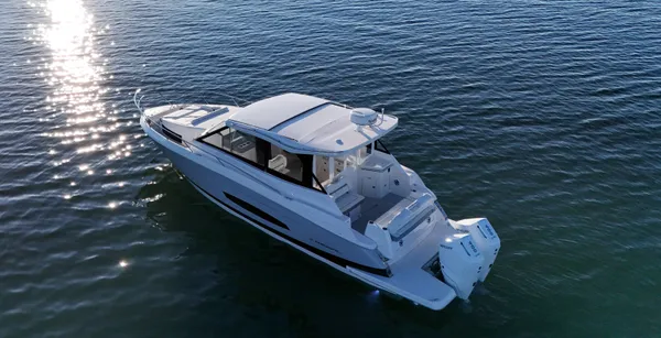 2026 Regal 36 XO detail image 11