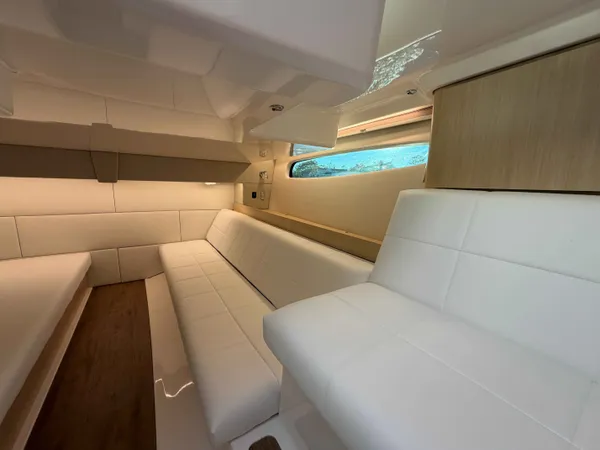2026 Regal 36 XO detail image 34