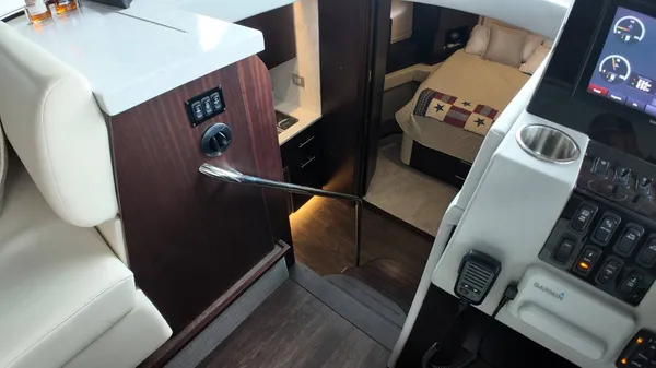 2020 Regal 42 Grande Coupe-8