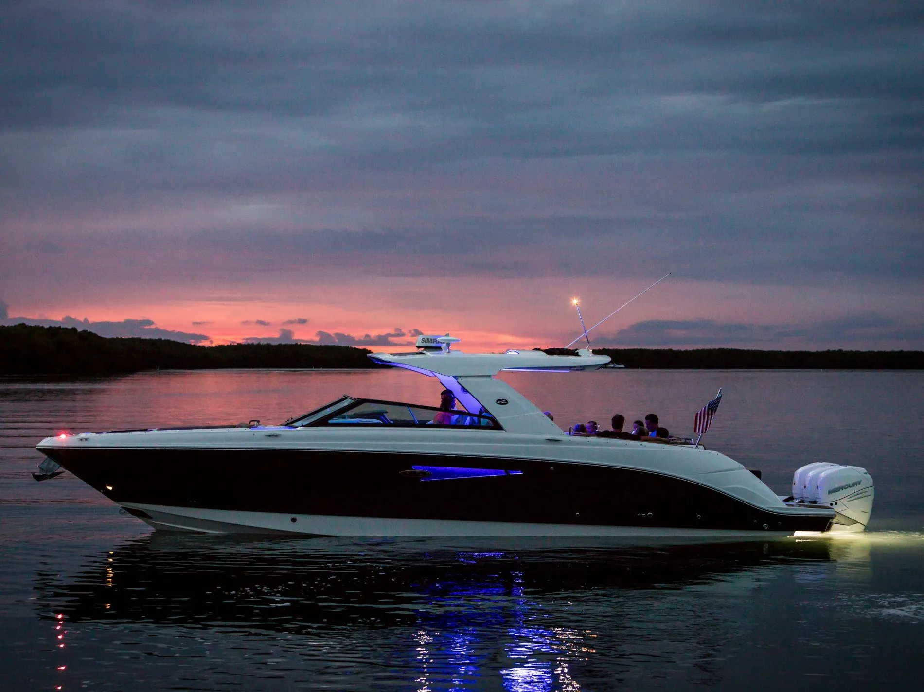 New 2027 Sea ray SLX 400 OB for Sale | Vancouver, BC | M&P Yacht Centre | 690258ff6f8da314bb0b8df5