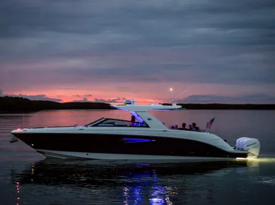 New 2027 Sea ray SLX 400 OB for Sale | Vancouver, BC | M&P Yacht Centre | 690258ff6f8da314bb0b8df5