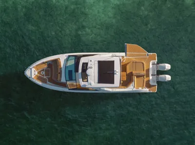 New 2027 Sea ray SLX 400 OB for Sale | Vancouver, BC | M&P Yacht Centre | 690258ff6f8da314bb0b8df5