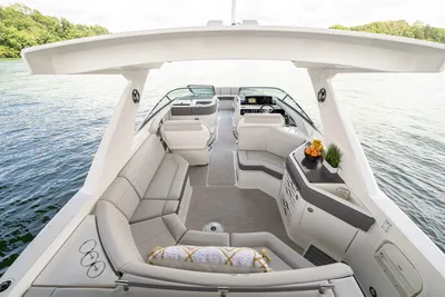 New 2027 Sea ray SLX 310 OB for Sale | Vancouver, BC | M&P Yacht Centre | 690259a5564df747b4034f89