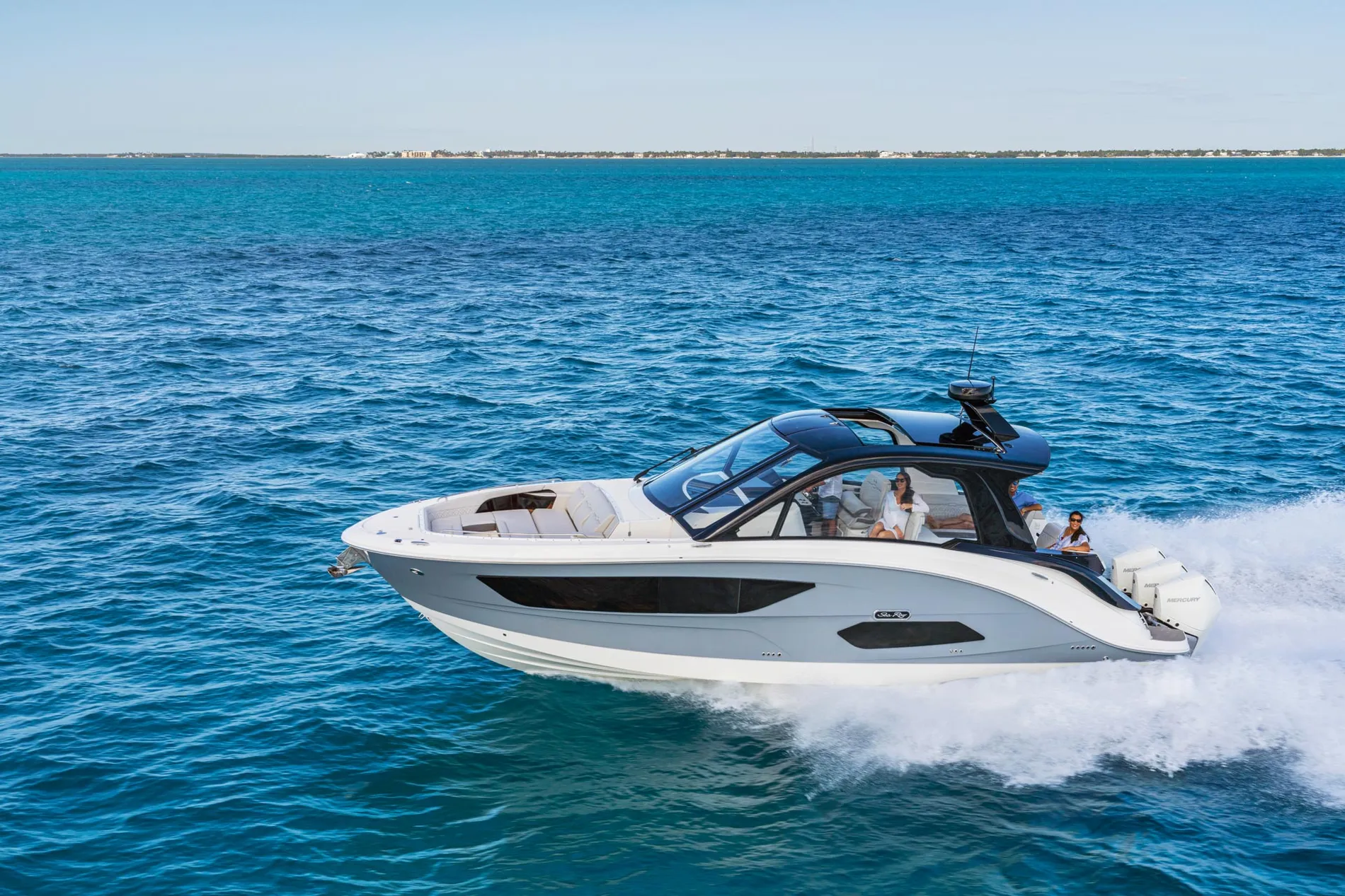 New 2027 Sea ray Sundancer 370 Outboard for Sale | Vancouver, BC | M&P Yacht Centre | 69025bdd98e9967935027d5e