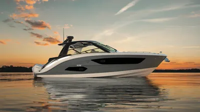 New 2027 Sea ray Sundancer 370 Outboard for Sale | Vancouver, BC | M&P Yacht Centre | 69025bdd98e9967935027d5e