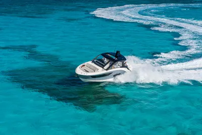 New 2027 Sea ray Sundancer 370 Outboard for Sale | Vancouver, BC | M&P Yacht Centre | 69025bdd98e9967935027d5e