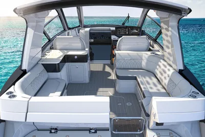 New 2027 Sea ray Sundancer 370 Outboard for Sale | Vancouver, BC | M&P Yacht Centre | 69025bdd98e9967935027d5e
