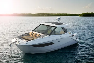 New 2027 Sea ray Sundancer 320 Outboard for Sale | Vancouver, BC | M&P Yacht Centre | 69025c84e3fe4b528f0f0028
