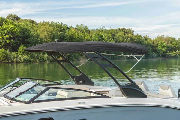 2027 Sea Ray SDX 290 OB-17